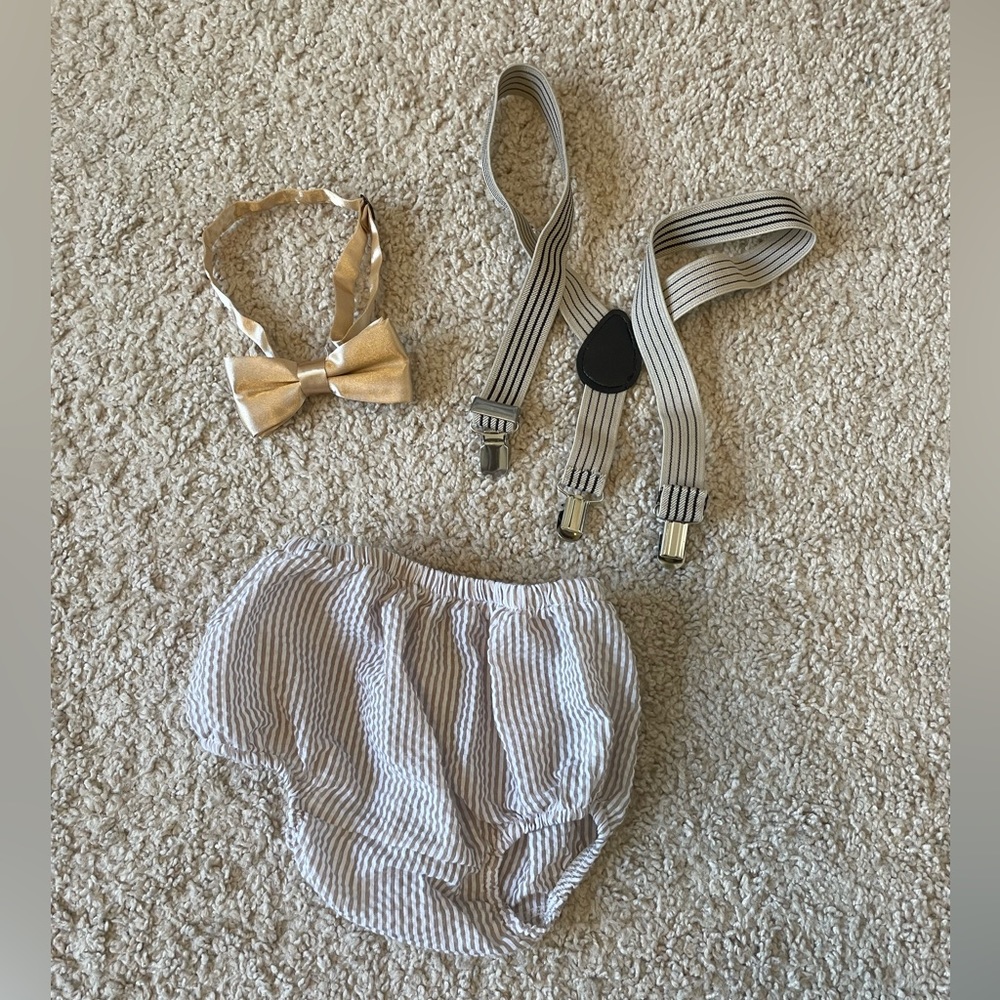 CAKE SMASH Outfit!